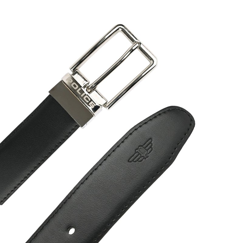 POLICE COFFRET CADEAU HOMME PORTEFEUILLE ET CEINTURE RÉVERSIBLE PTL121910683-STR100055-BUC00113 — détail logo