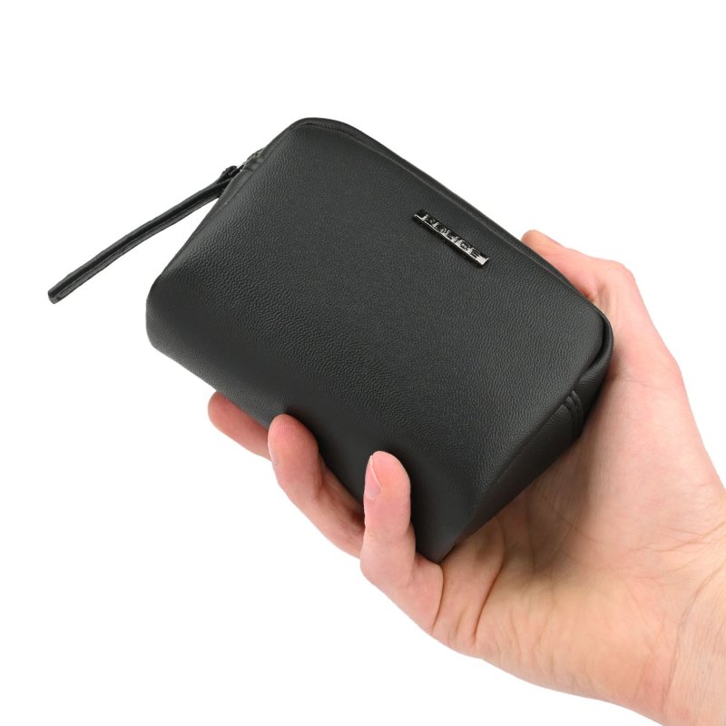 POLICE TROUSSE DE TOILETTE HOMME PETITE EN SIMILICUIR PT7544084 — détail
