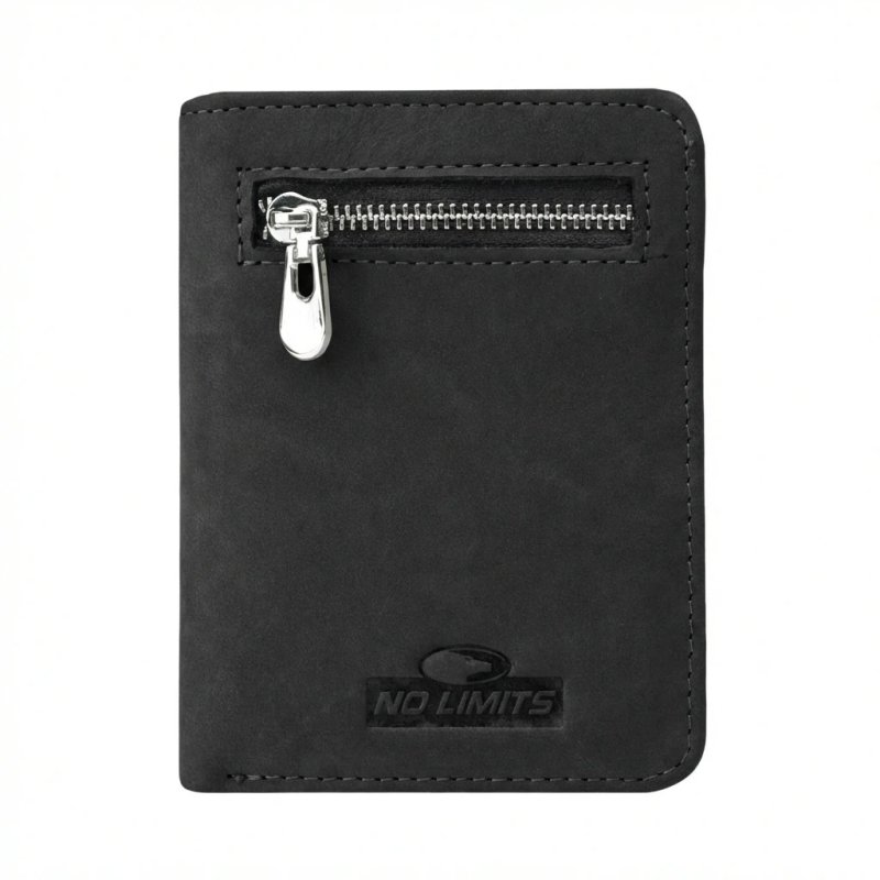 NO LIMITS CARTERA VERTICAL PIEL NOBUK — detalle del logotipo
