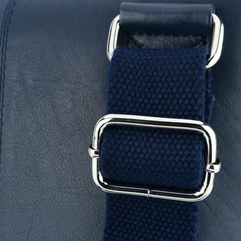 CONTE MASSIMO GROSSE CROSSBODY-TASCHE AUS LEDER CM-410 — Innenansicht